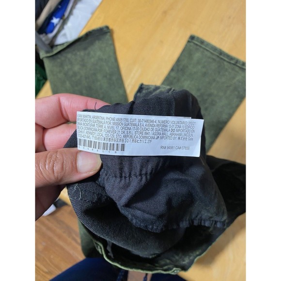 Forever 21 Women's Green Acid Wash Mid Rise Boot Size 27 - Picture 4 of 9